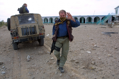  commando anglais en operation dans une madrassa taliban pres de kandahar