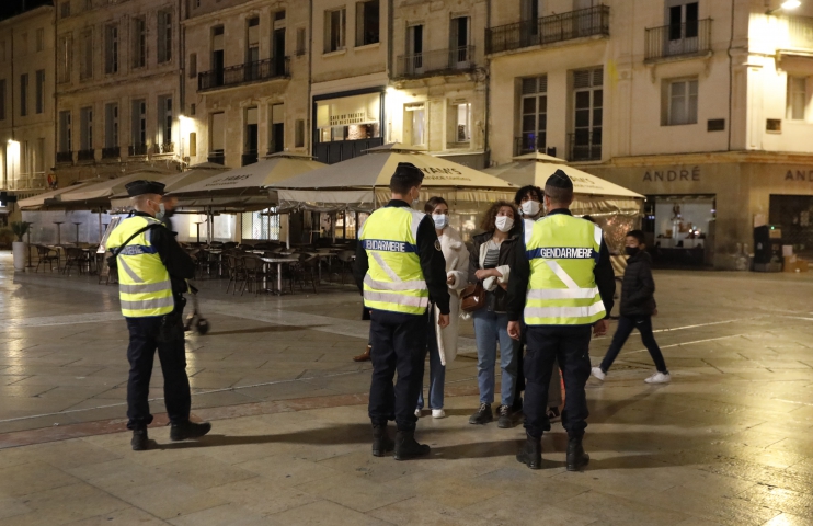  The full curfew begins in Montpellier on Saturday, from 21:00 to 06:00 every night and other cities. The controversial night curfew is aimed at curbing the soaring coronavirus infection rate in France, which is one of Europe's coronavirus hotspots.The Paris region and eight other cities are affected, including Marseille, Lyon, Lille and Toulouse.Montpellier, on October 17, 2020. Photo by Patrick Aventurier/ABACAPRESS.COM