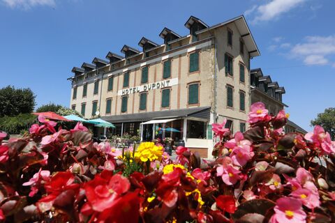  Hotel de la famille Dupont au centre du village .Castelnau-Magnoac le 31/07/2023, village du joueur de rugby Antoine Dupont .(Photo by Patrick Aventurier-Abacapress)