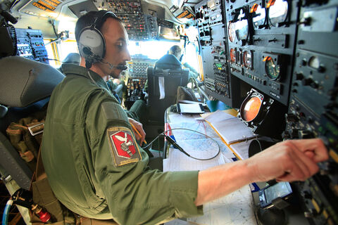  ISTRES, FRANCE - APRIL 09:  French air force crew check the radar in airbone  C.135 refuelling tanker aicraft during the mission over Libya.French air operation "Harmattan", the non-fly zone in the critical region on Benghazi  continue in accordance with the United Nations.on April 9, 2011 in Istres, France.  (Photo by Patrick Aventurier/Getty Images)