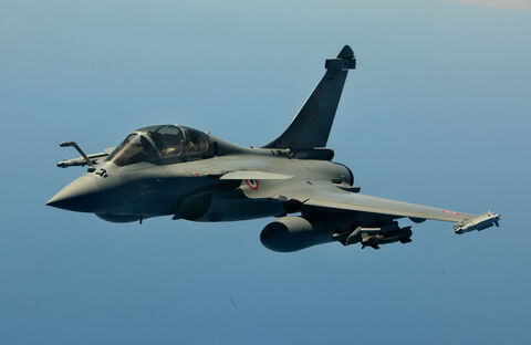  ISTRES, FRANCE - APRIL 09:  French air force Rafale figther jet over Mediterranean sea during the air operation "Harmattan", the non-fly zone operations in the critical region on Benghazi in accordance with the United Nations.on April 9, 2011 in Istres, France.  (Photo by Patrick Aventurier/Getty Images)