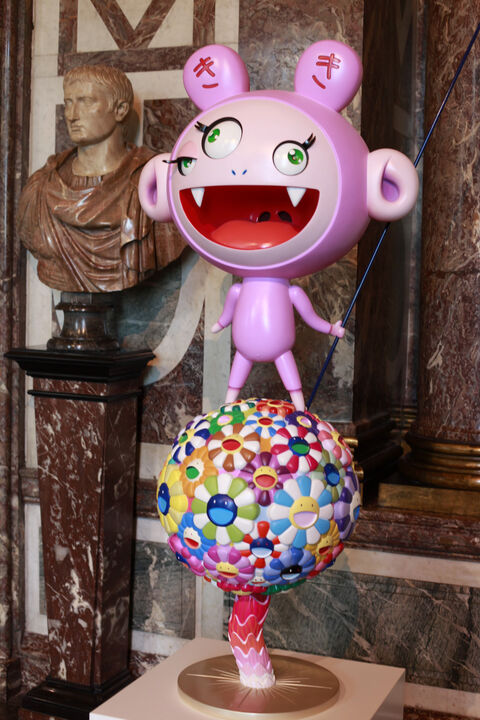  VERSAILLES-FRANCE-9september2010 : The japaneseTakashi Murakami exhibition at the chateau de Versailles.The first major retrospective in France , in 15 rooms of the chateau and in the garden,Murakami present 22 major works, of which 11 have been created exclusively for this exhibition(Photo by Patrick Aventurier/Getty Images)Kiki